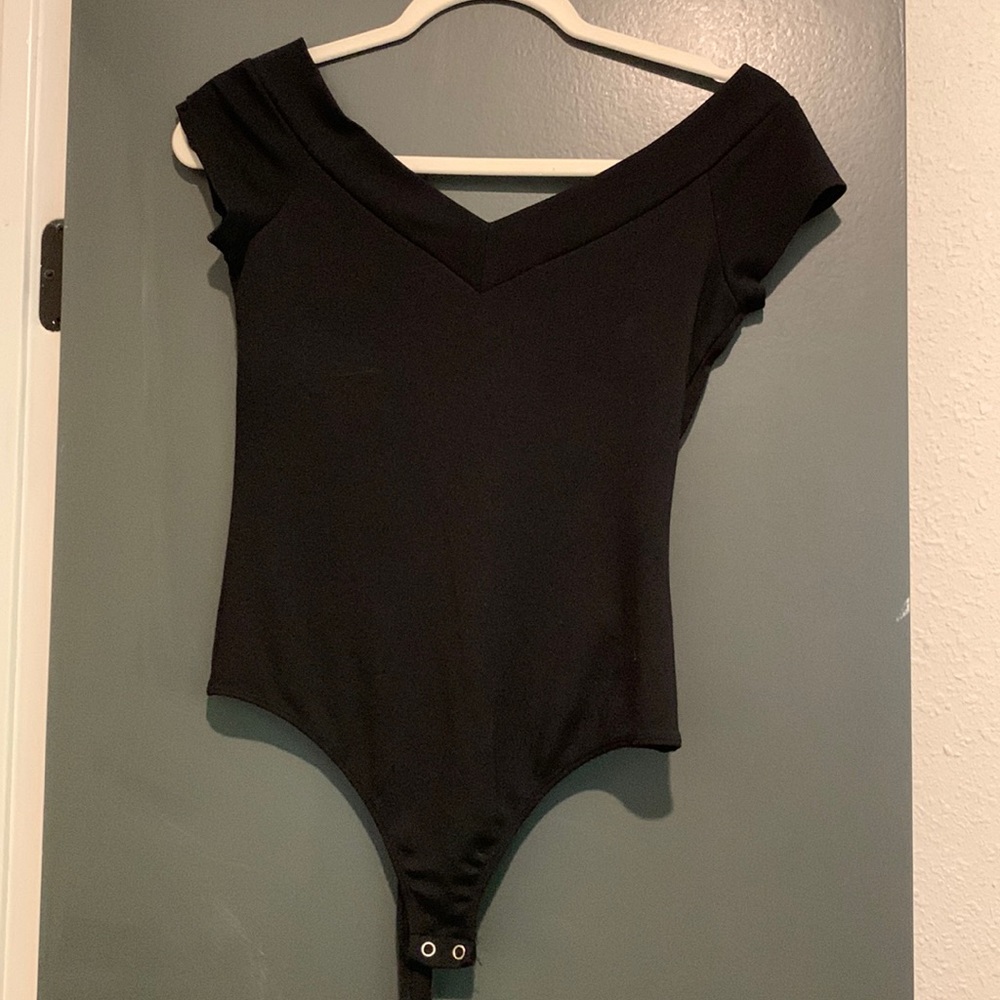Black Off the Shoulders Bodysuit